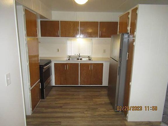 4th image of 1106 204th St E Unit 2
