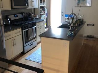 1502 Green St #1F, Philadelphia, PA 19130