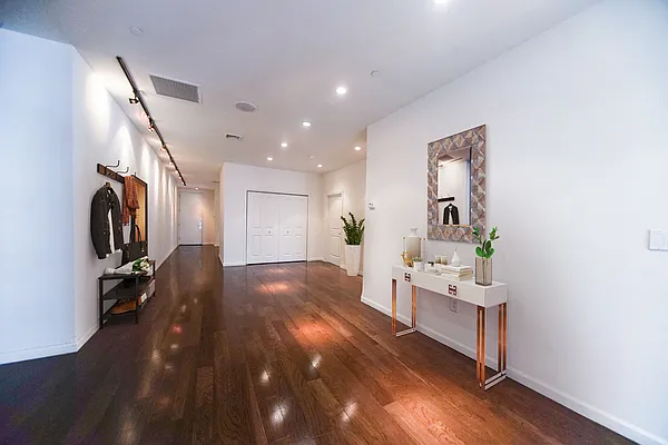 Rented by Platinum Properties | media 26