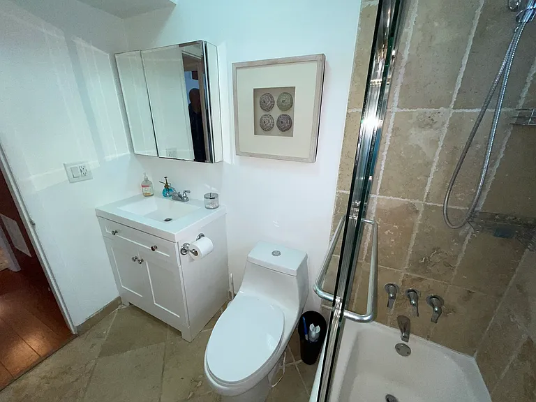 1021 Michigan Ave #7 — Photo 12