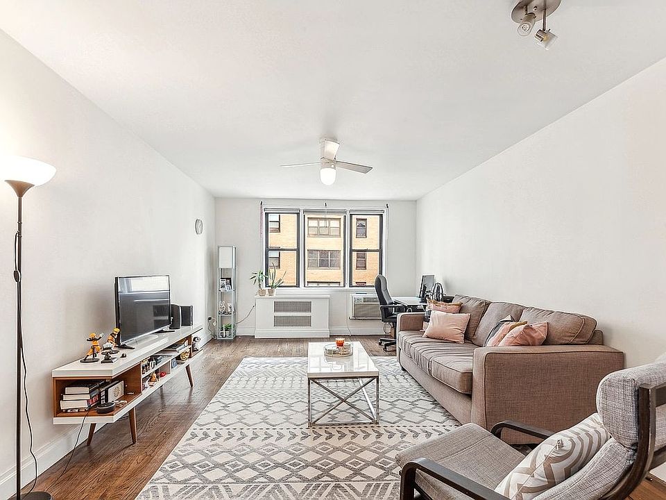 1st image of 200 E 28th St APT 4G