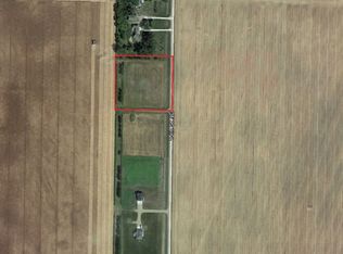 1169 15th St NE, Grand Forks, ND 58201