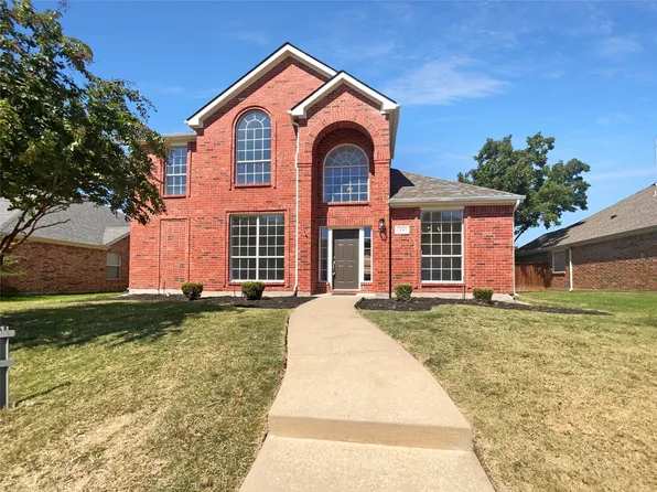 1341 Mustang Dr, Lewisville, TX 75067