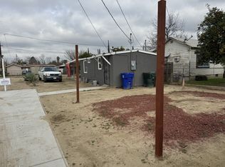 8310 Panama Rd, Lamont, CA 93241