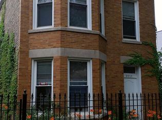 3521 W Cortland St #2F, Chicago, IL 60647