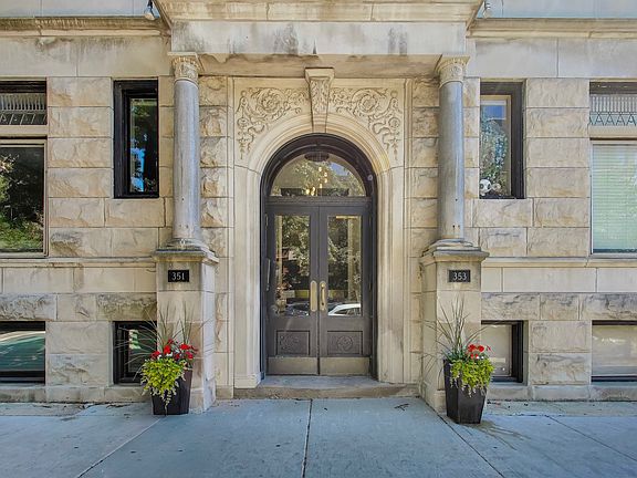 2nd image of 351 W Dickens Ave APT 2E