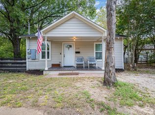 1110 N Catherine St, Terrell, TX 75160