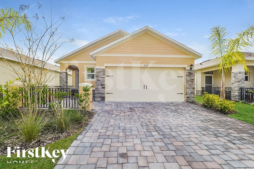 1st image of 259 Caryota Ct