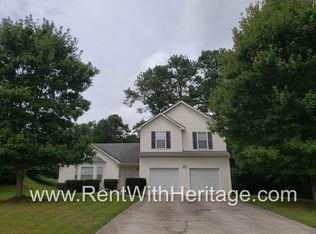 4119 Green Field Dr, Douglasville, GA 30135