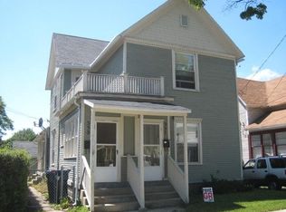 557 Pettibone Ave NW, Grand Rapids, MI 49504