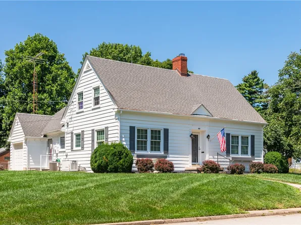 44 Smith St, West Alexandria, OH 45381