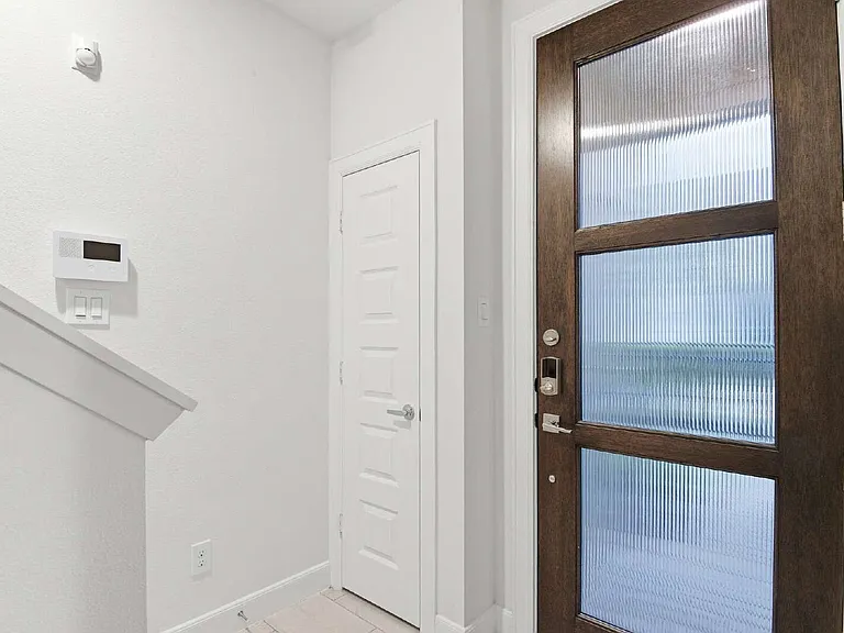 2733 Eado Edge Ct — Photo 5