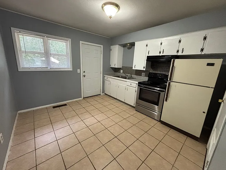 8825 Country Club Rd #8831 — Photo 6