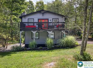 6114 Decker Rd, Bushkill, PA 18324
