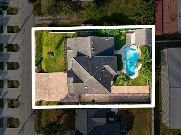 312 Marcella St, Houston, TX 77091