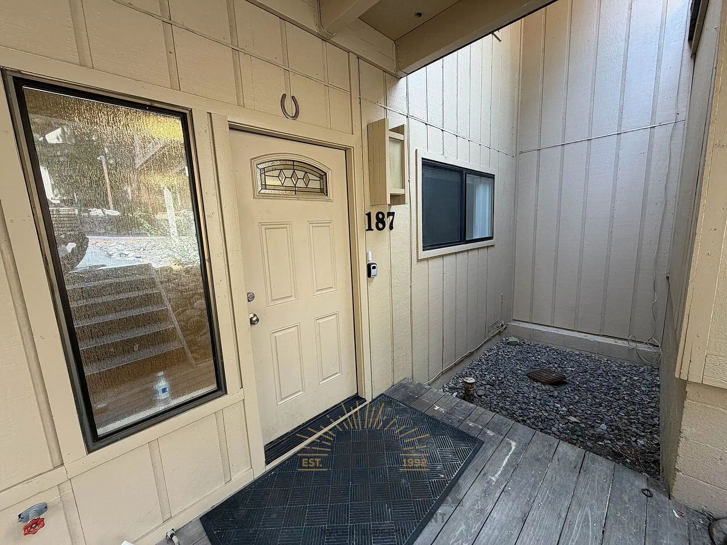 321 Ski Way — Photo 2