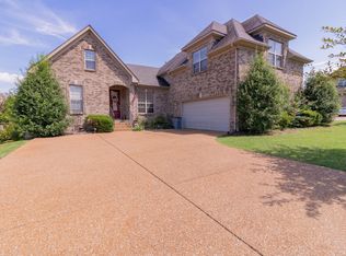 122 Captains Cir, Hendersonville, TN 37075