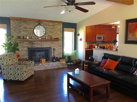 5th image of 3679 S County Road 475 E