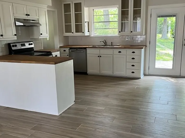 539 Baird Dr — Photo 7