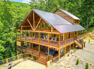 2942 Redtail Rd, Sevierville, TN 37862