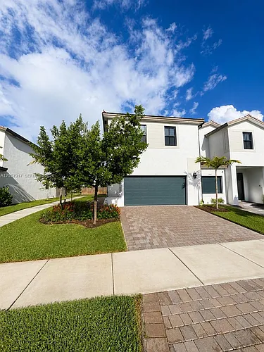 23068 SW 129th Pl #23068 Photo 1