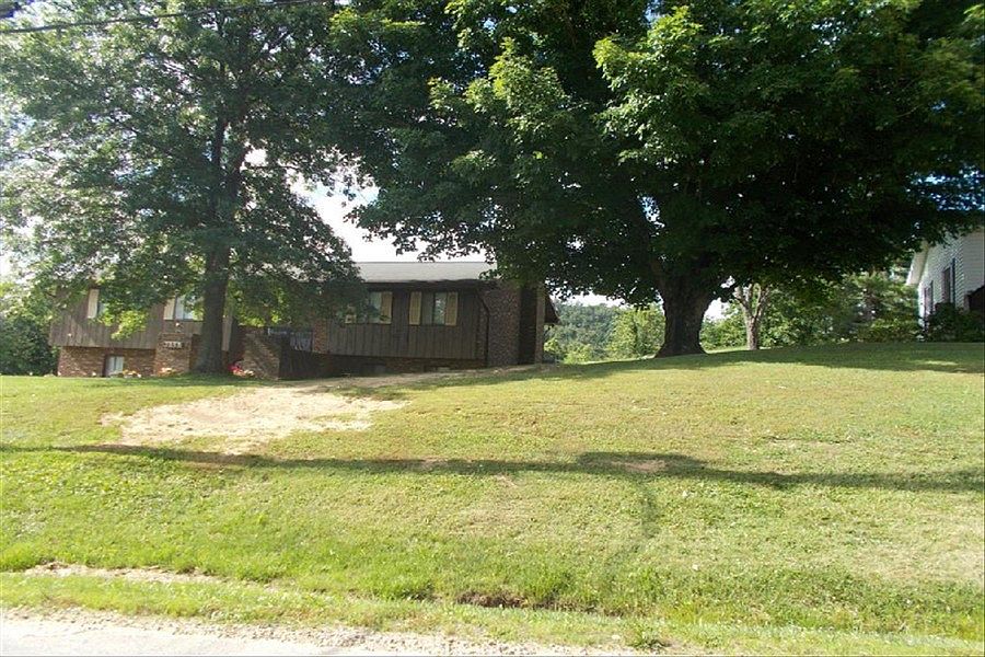 2nd image of 1971 Thomas Hollow Rd