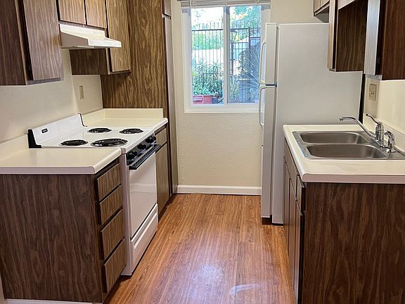 3rd image of 4009 Georgia St #1-C