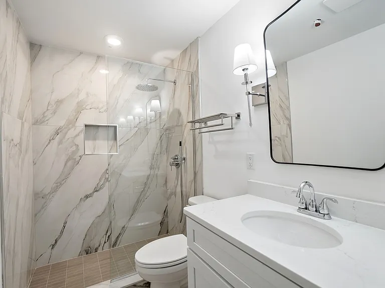 907 Main St #9 — Photo 19