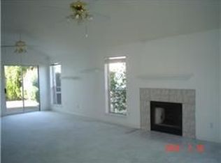 215 Fantasy Ln, Montgomery, TX 77356