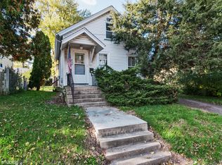 849 Oliver Ave, Aurora, IL 60506