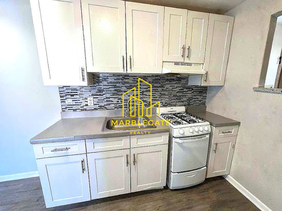 2nd image of 404 Stuyvesant Ave #224