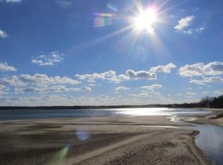 300 Hippodrome Dr, Southold, NY 11971