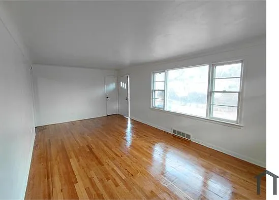 8541 College Ave — Photo 6
