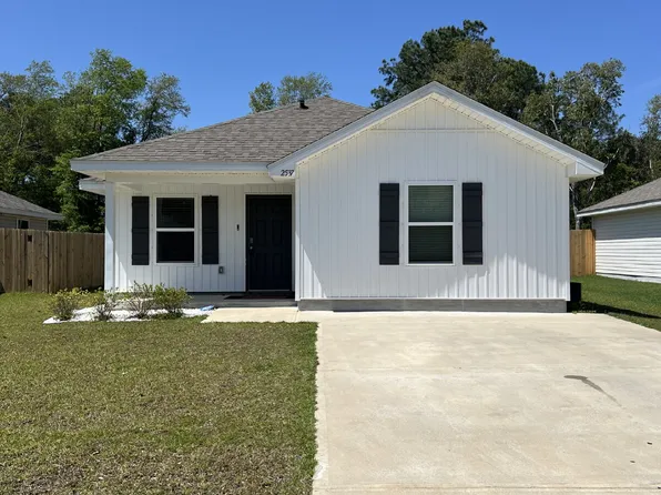 2537 Sutton Place Dr, Cantonment, FL 32533
