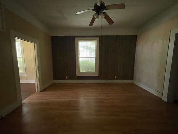 5th image of 1750 Margaret St