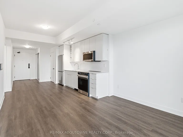 2075 Lakeshore Rd #1211 — Photo 14