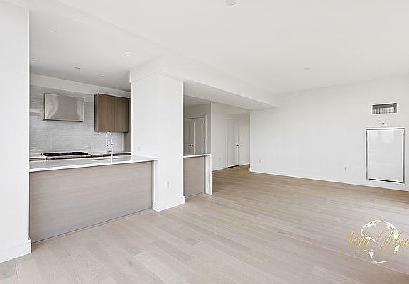3rd image of 1399 Park Ave #19A