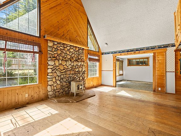 5th image of 28014 NE 147th Ave