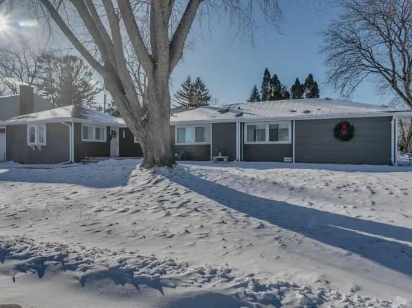 629 Belmont Ct, Neenah, WI 54956