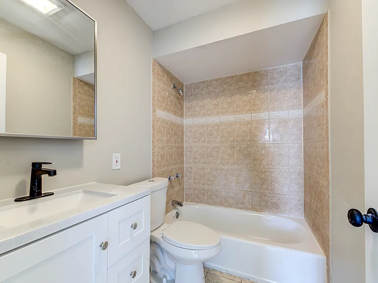 8435 Bridle Spur Dr — Photo 29
