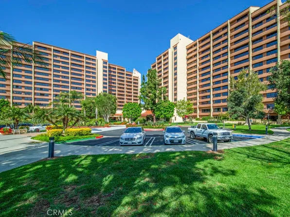 24055 Paseo Del Lago Unit 408, Laguna Woods, CA 92637