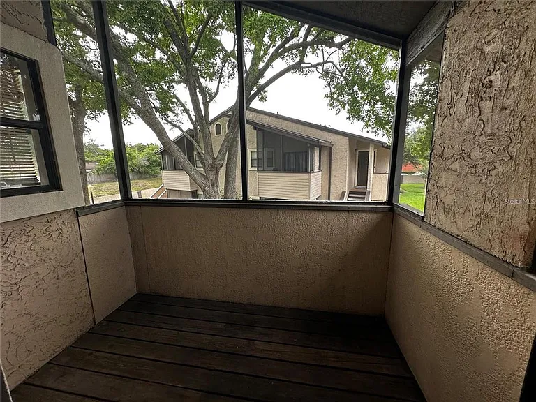 2942 Antique Oaks Cir #86 — Photo 9