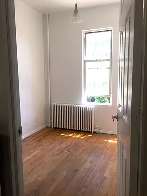 Rented by Grand & Co. | media 22