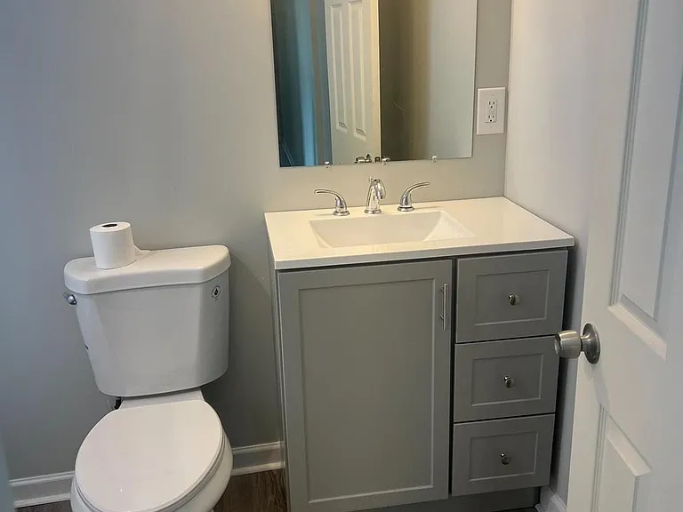 625 Dekalb St #4 — Photo 7