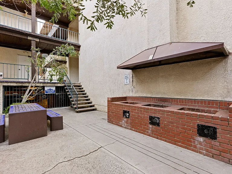 5460 White Oak Ave #F101 — Photo 20