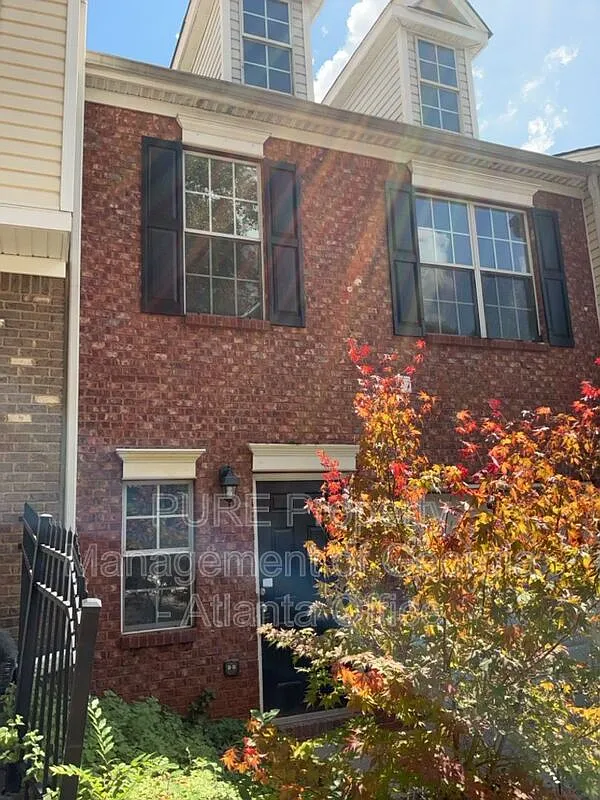 2 bed, 2.5 bath, 1740 sqft, $1,999 — Photo 1