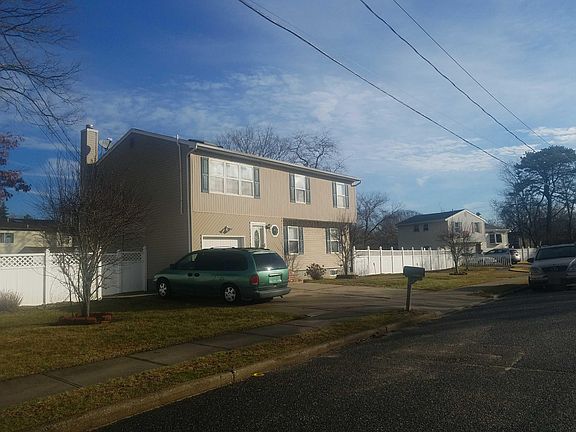2nd image of 48 Keen St
