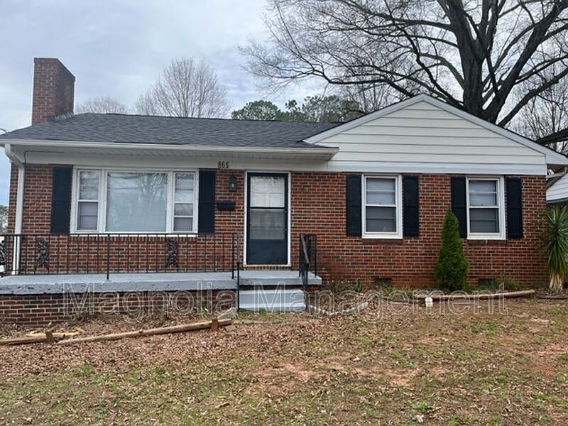 1st image of 866 Dabney Dr
