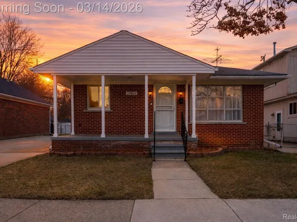 22824 Donald Ave, Eastpointe, MI 48021