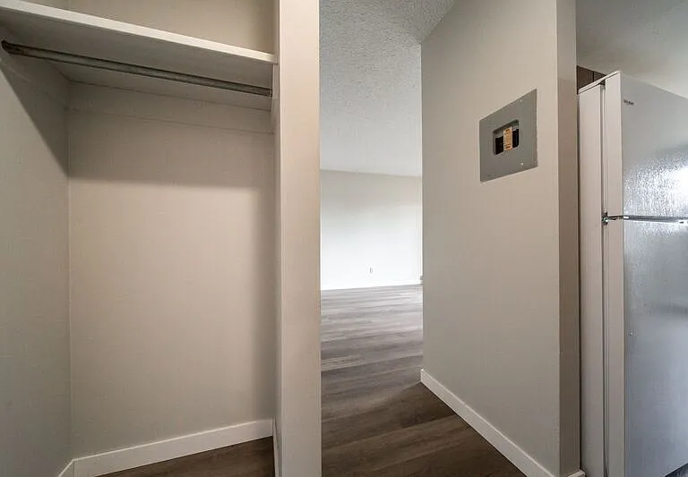 14404 88a St NW #213 — Photo 6